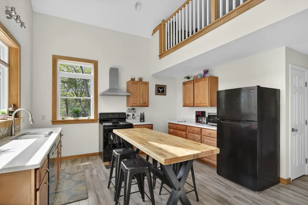 812 Pleasant Point Road Cushing ME 04563