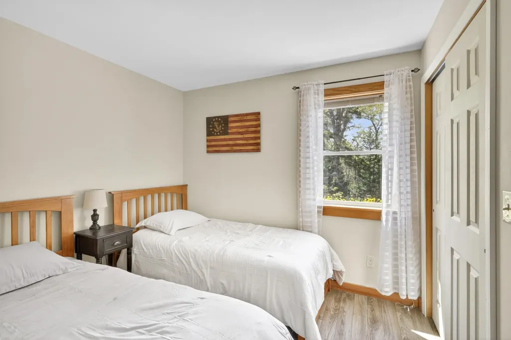 812 Pleasant Point Road Cushing ME 04563