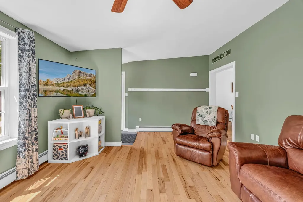 84 Mcintosh Avenue Levant ME 04456