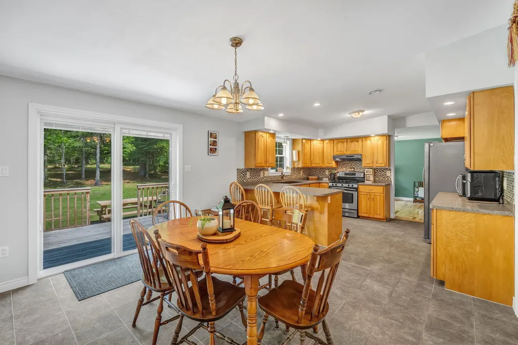 84 Mcintosh Avenue Levant ME 04456