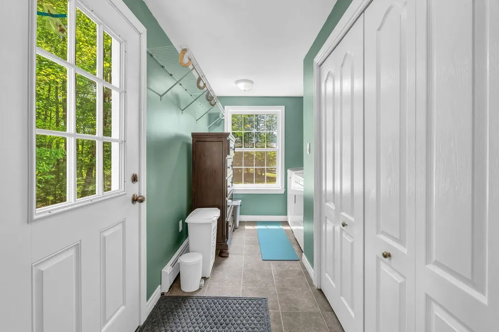 84 Mcintosh Avenue Levant ME 04456