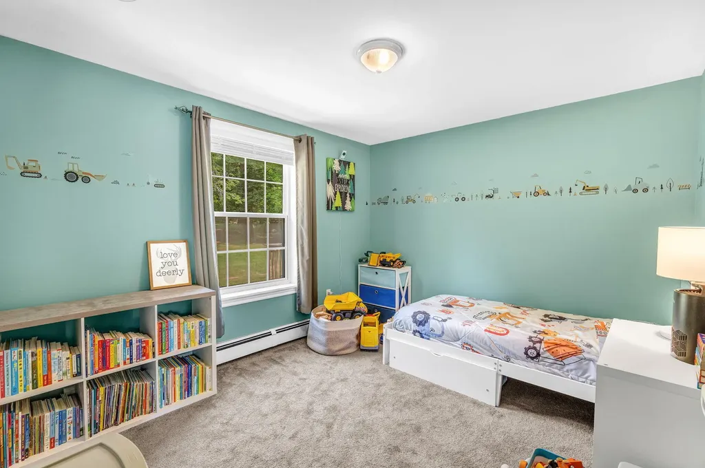 84 Mcintosh Avenue Levant ME 04456