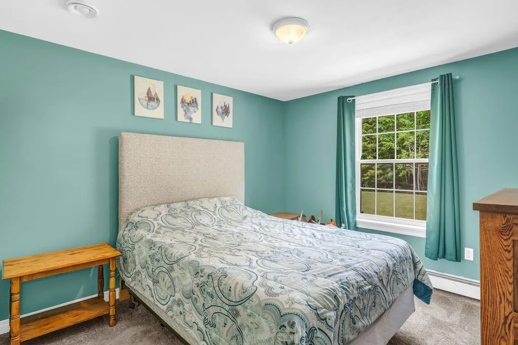 84 Mcintosh Avenue Levant ME 04456