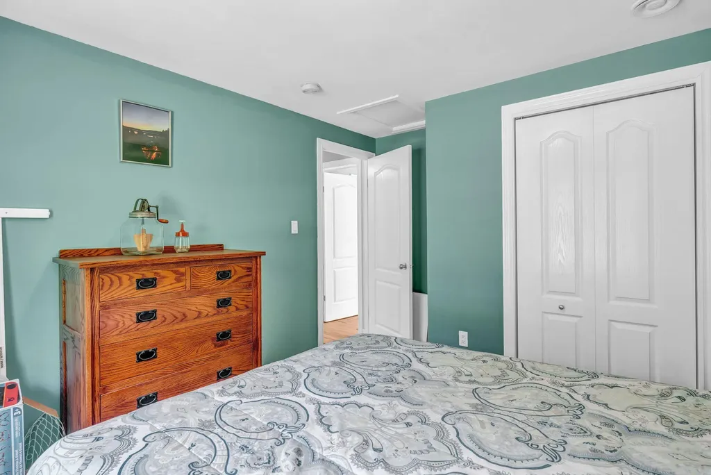 84 Mcintosh Avenue Levant ME 04456
