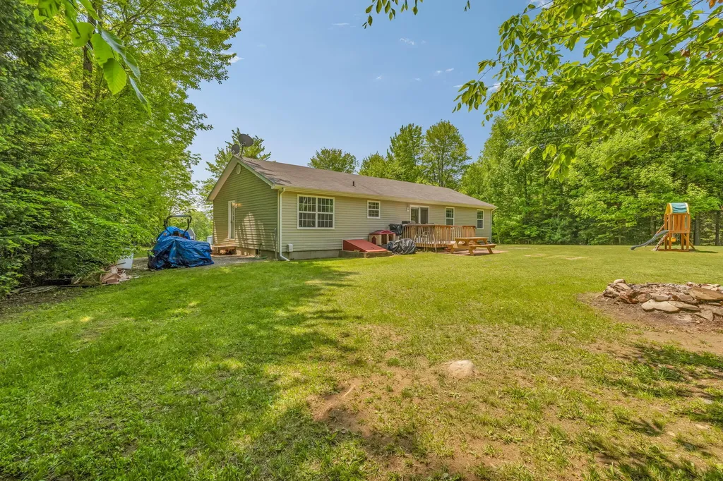 84 Mcintosh Avenue Levant ME 04456