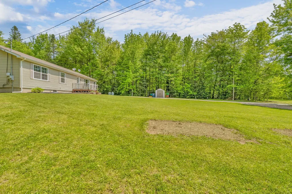 84 Mcintosh Avenue Levant ME 04456