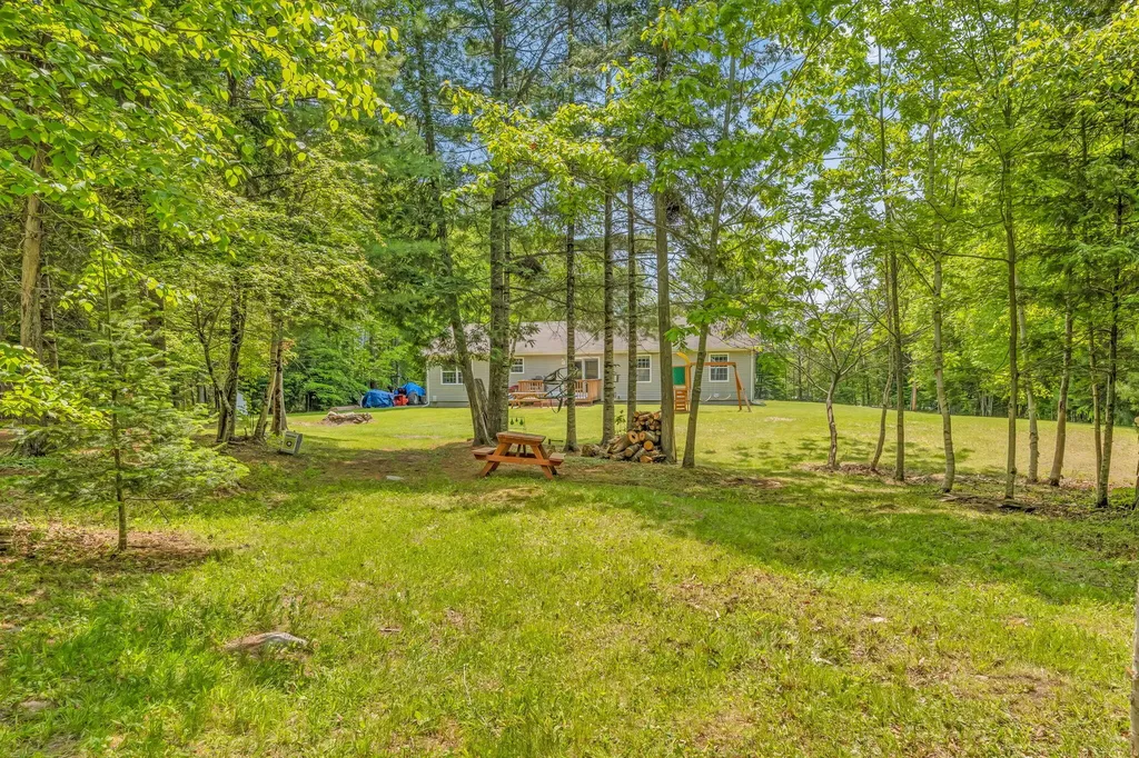 84 Mcintosh Avenue Levant ME 04456