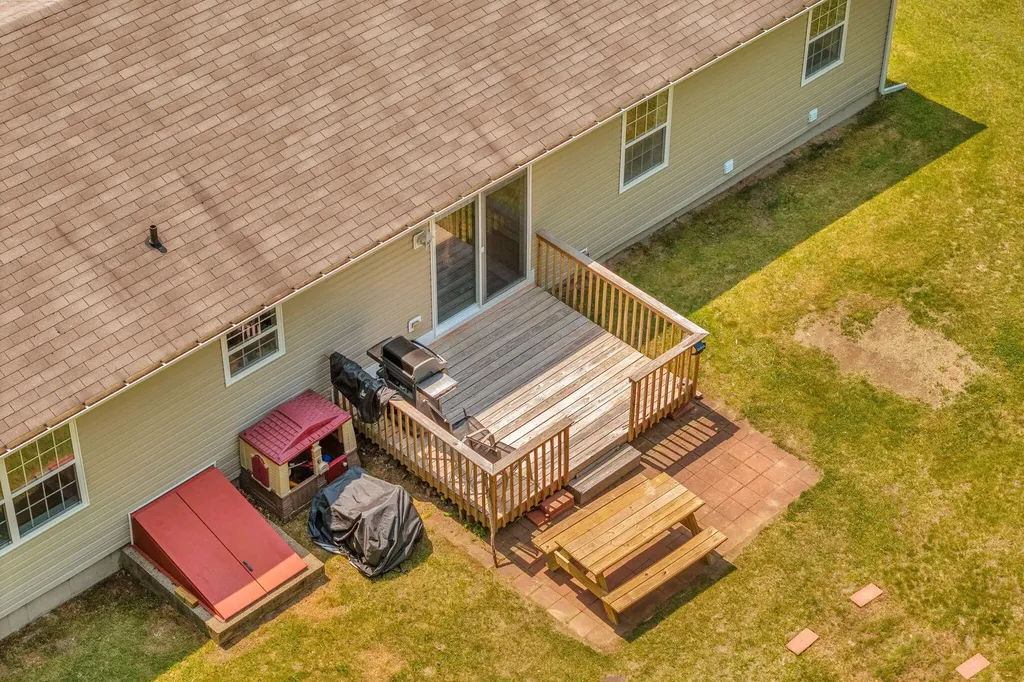 84 Mcintosh Avenue Levant ME 04456