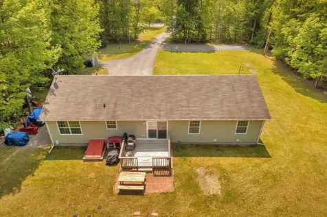 84 Mcintosh Avenue Levant ME 04456