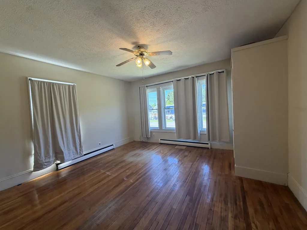 17 Miami Avenue Auburn ME 04210
