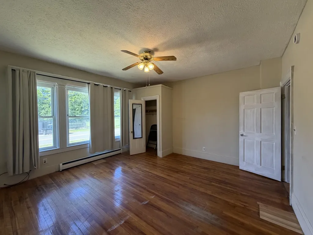 17 Miami Avenue Auburn ME 04210