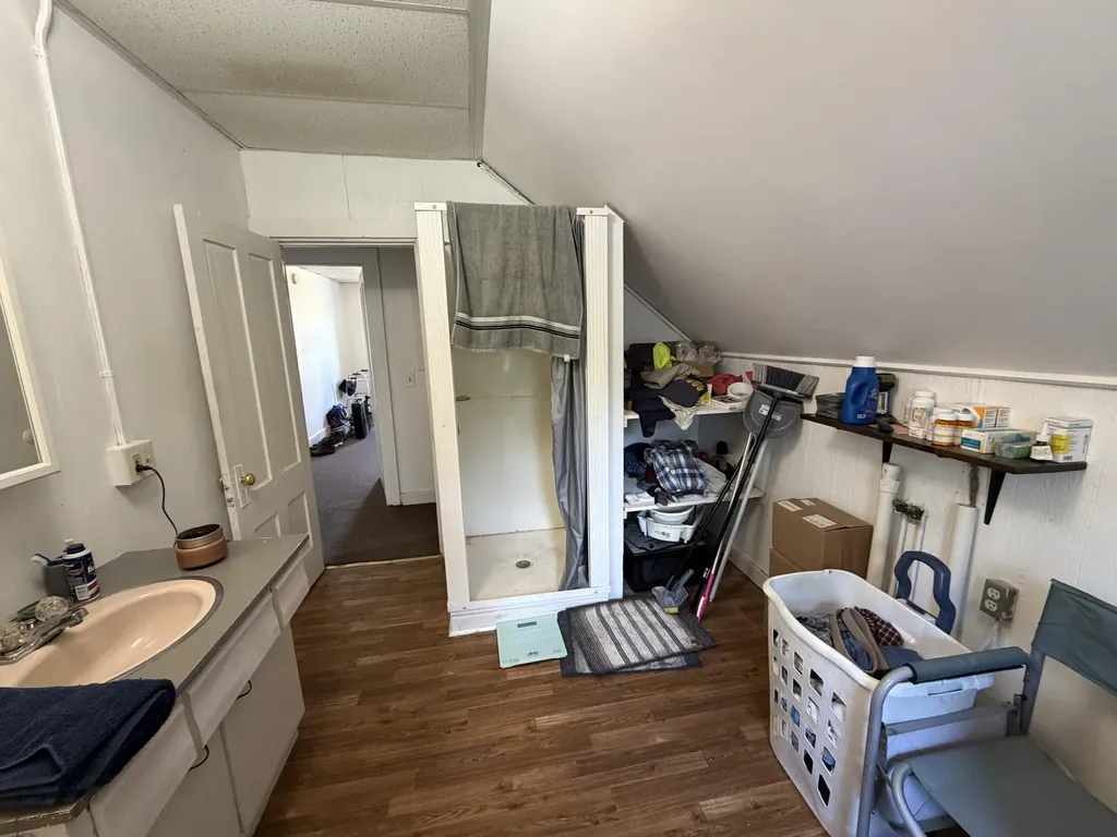 17 Miami Avenue Auburn ME 04210
