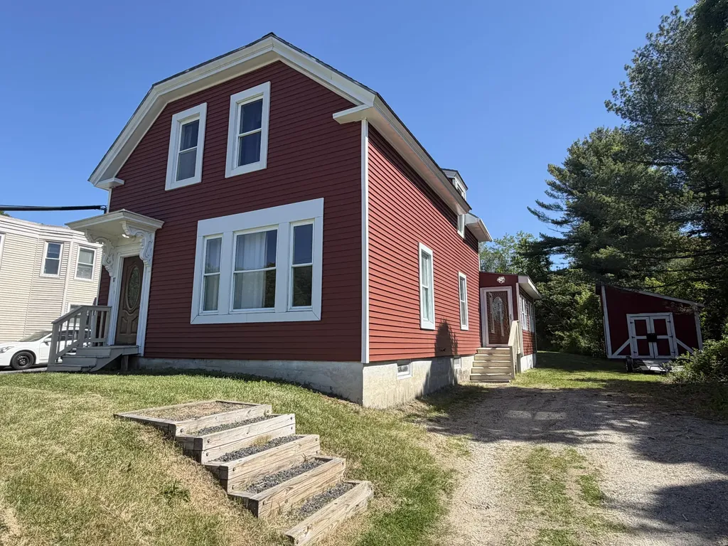 17 Miami Avenue Auburn ME 04210