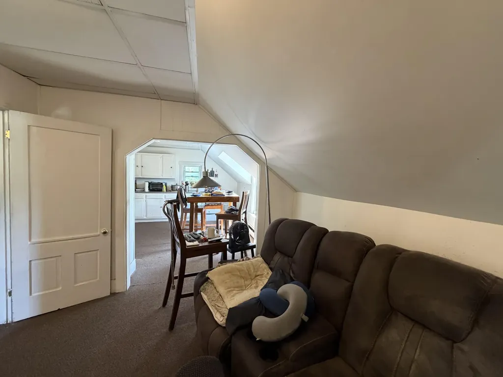 17 Miami Avenue Auburn ME 04210