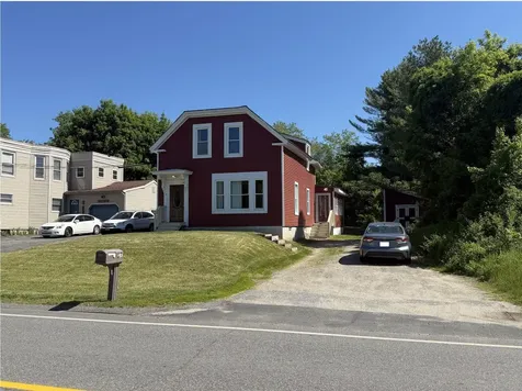 17 Miami Avenue Auburn ME 04210