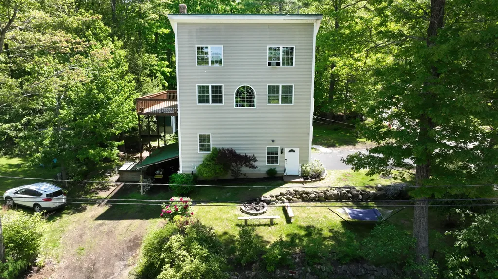 31 Vermont Avenue Greene ME 04236
