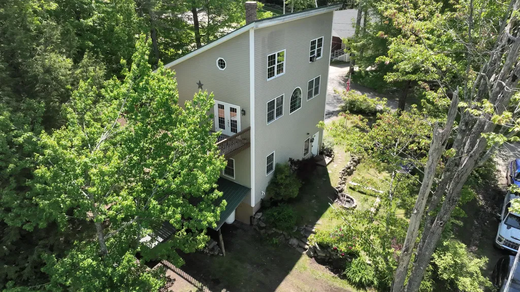 31 Vermont Avenue Greene ME 04236