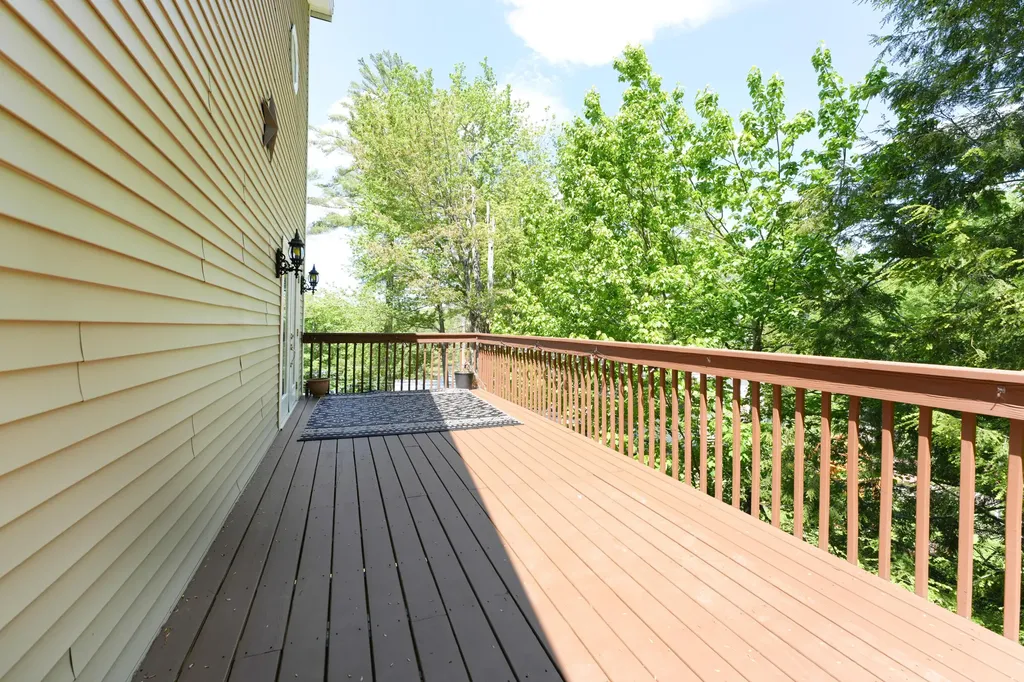 31 Vermont Avenue Greene ME 04236