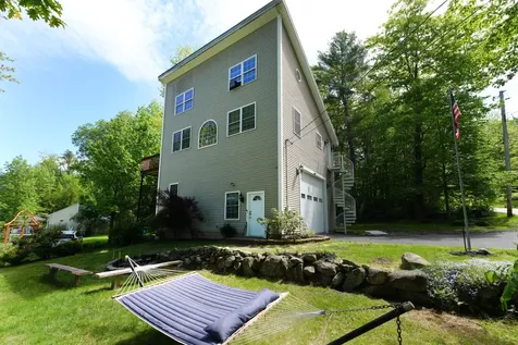 31 Vermont Avenue Greene ME 04236