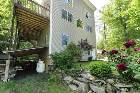 31 Vermont Avenue Greene ME 04236