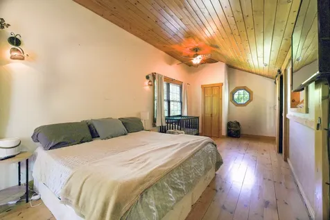 31 Vermont Avenue Greene ME 04236