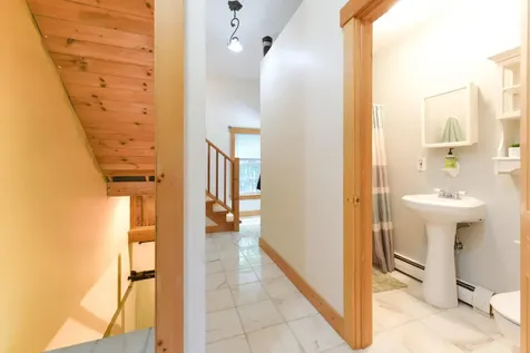 31 Vermont Avenue Greene ME 04236