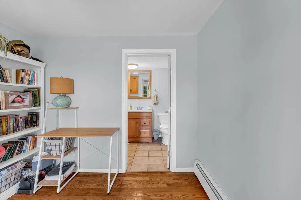 10 Harding Street Old Town ME 04468