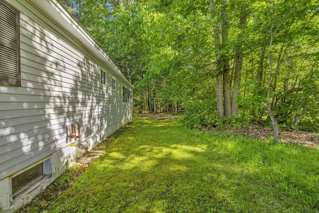 10 Harding Street Old Town ME 04468