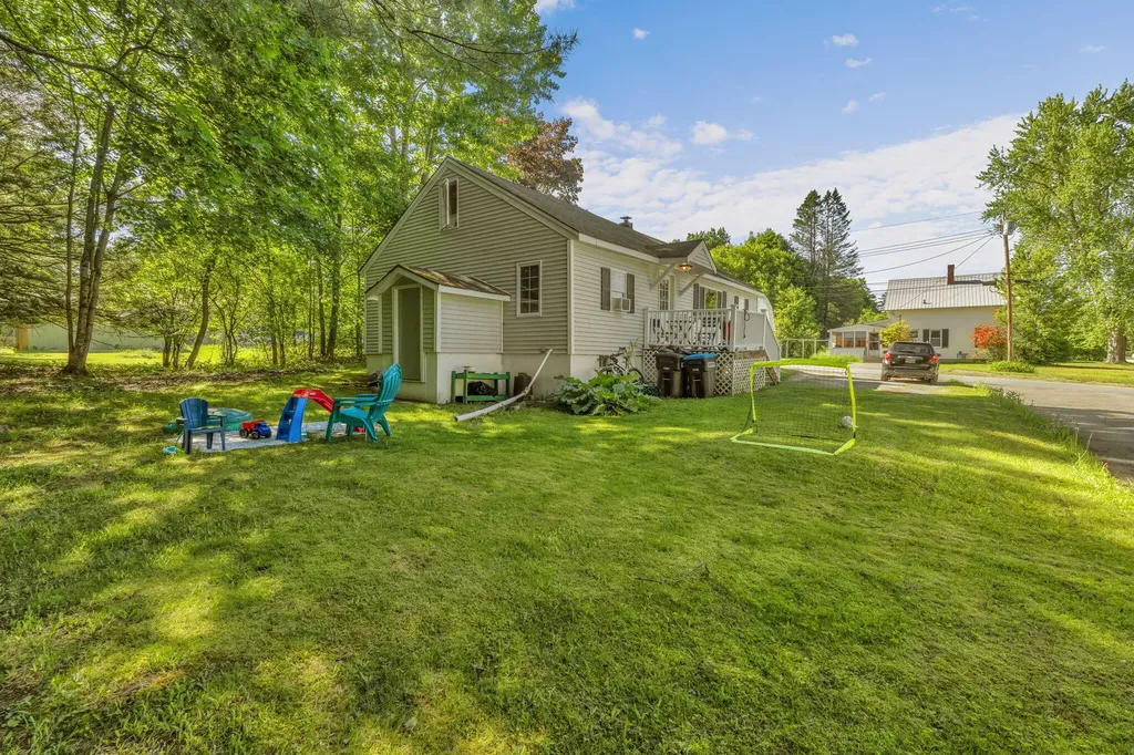 10 Harding Street Old Town ME 04468