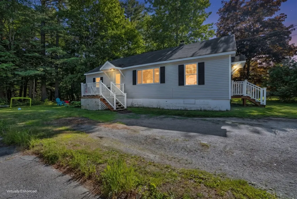 10 Harding Street Old Town ME 04468