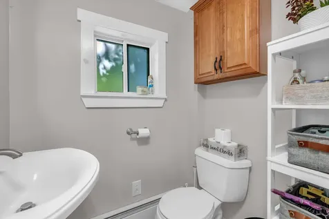 10 Harding Street Old Town ME 04468