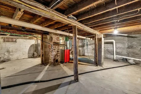 10 Harding Street Old Town ME 04468