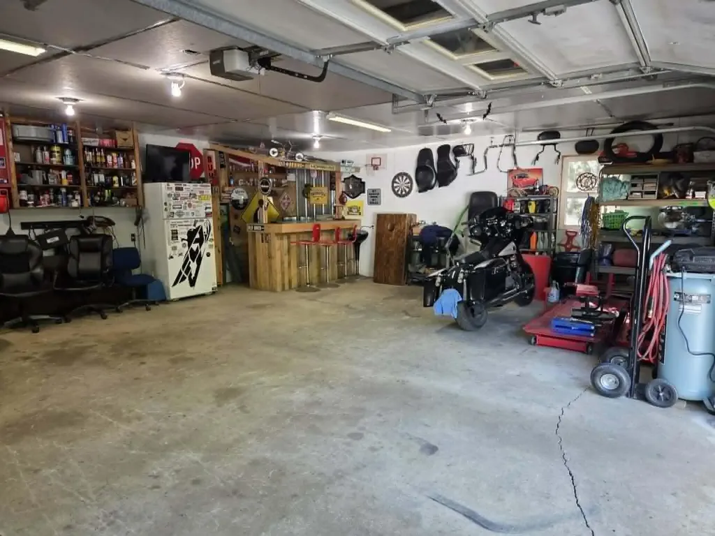 605 Tate Road Corinth ME 04427