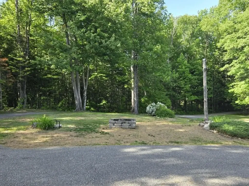 605 Tate Road Corinth ME 04427