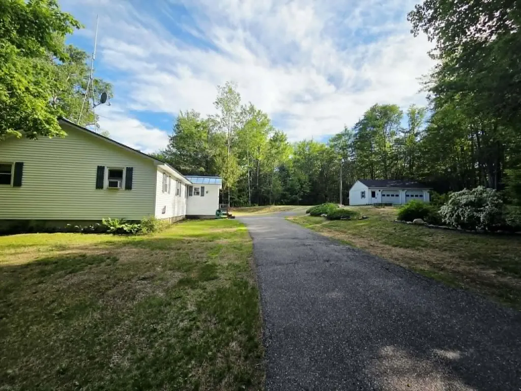 605 Tate Road Corinth ME 04427