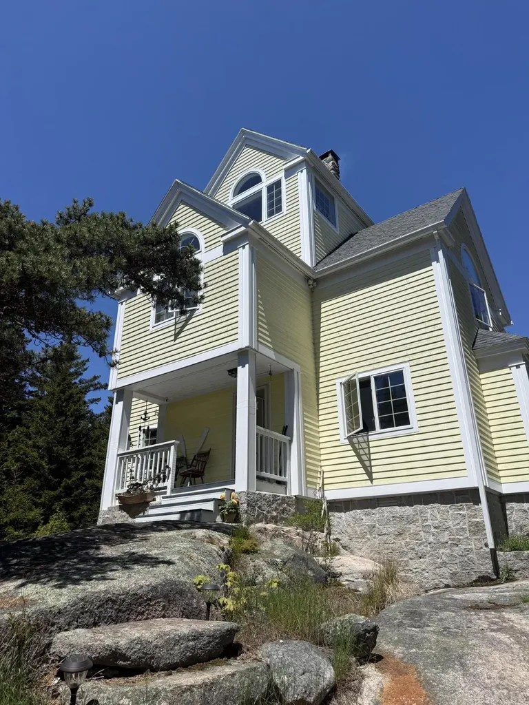29 Forest Way Swans Island ME 04685