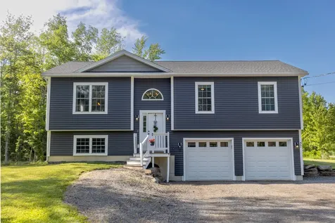 37 Clark Road Kenduskeag ME 04450