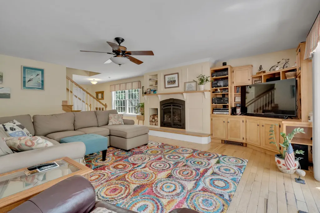 207 N Auburn Road Auburn ME 04210