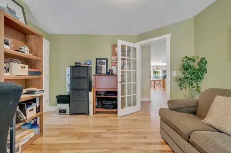 207 N Auburn Road Auburn ME 04210