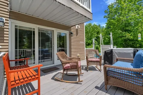 207 N Auburn Road Auburn ME 04210