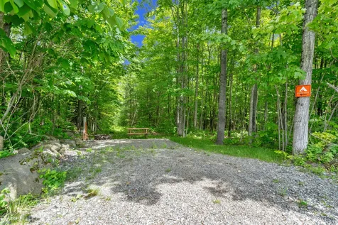 207 N Auburn Road Auburn ME 04210