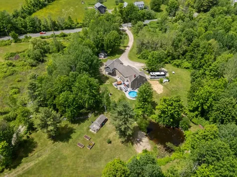 207 N Auburn Road Auburn ME 04210