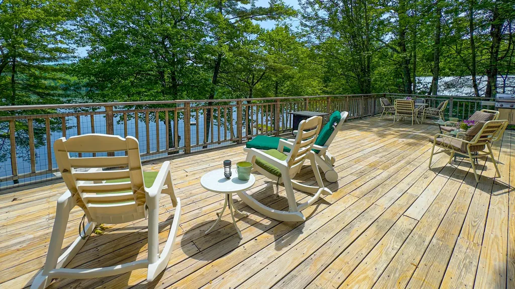 13 Hummingbird Lane Harrison ME 04040