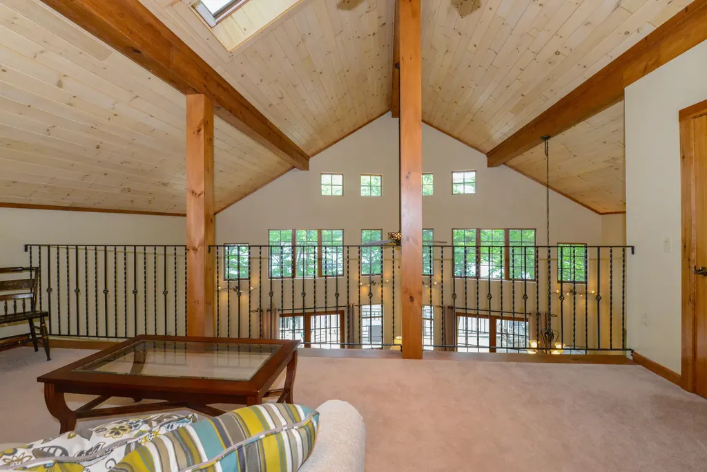 13 Hummingbird Lane Harrison ME 04040