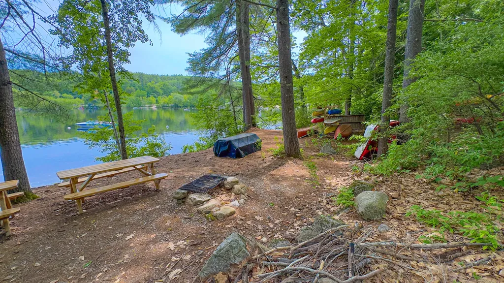 13 Hummingbird Lane Harrison ME 04040