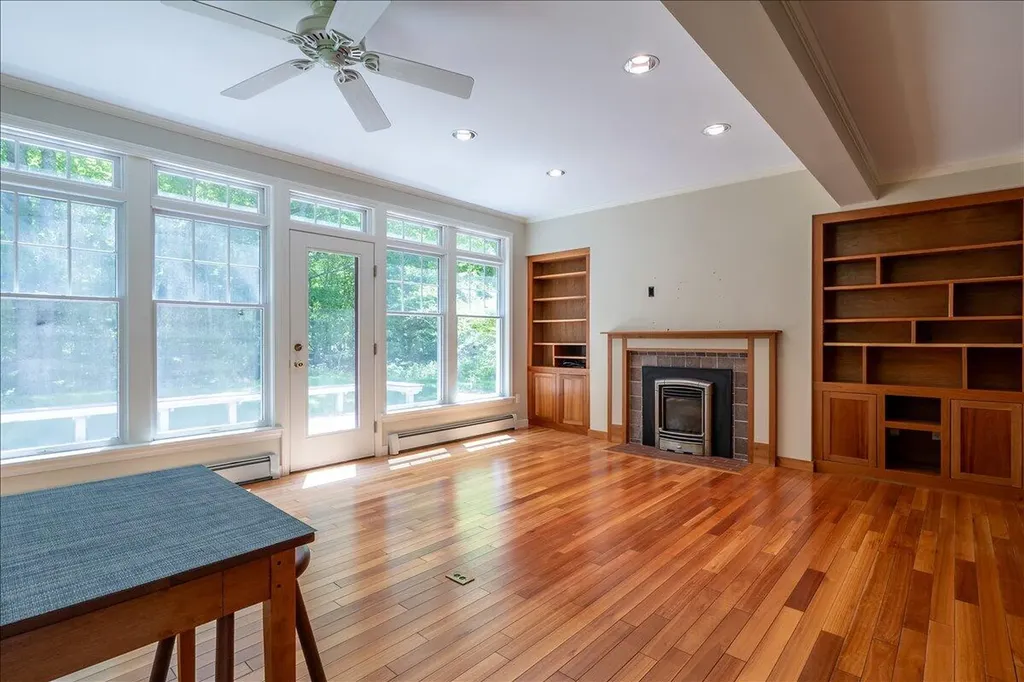 26 Blueberry Lane Camden ME 04843