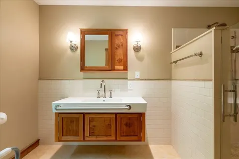 26 Blueberry Lane Camden ME 04843