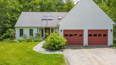 26 Blueberry Lane Camden ME 04843
