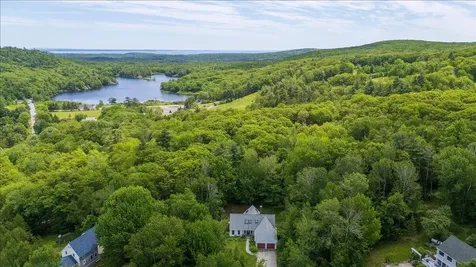 26 Blueberry Lane Camden ME 04843