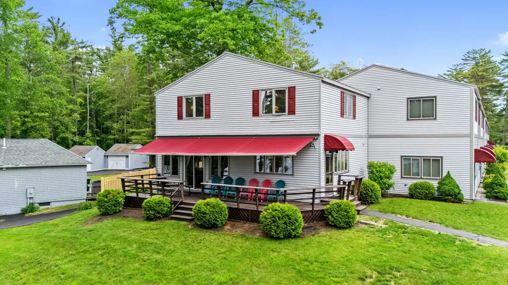 1112 Roosevelt Trail Windham ME 04062